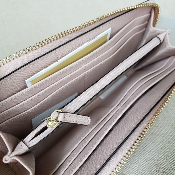 SOLD NWT Michael Kors Abbey Backpack and Wallet - Picture 7 of 8